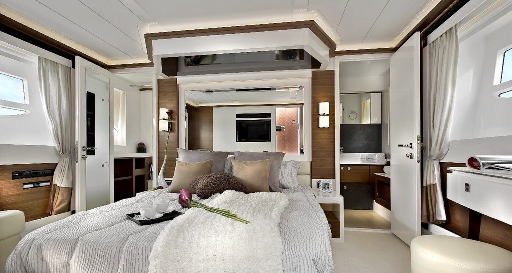 Master Cabin01 © Horizon Yachts www.horizonyacht.com